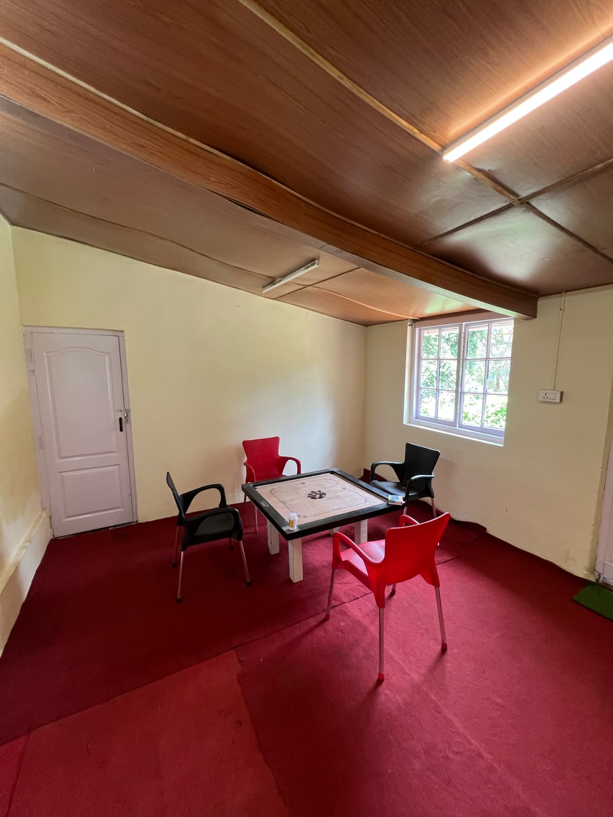 Common lounge and relaxation space at The Groot