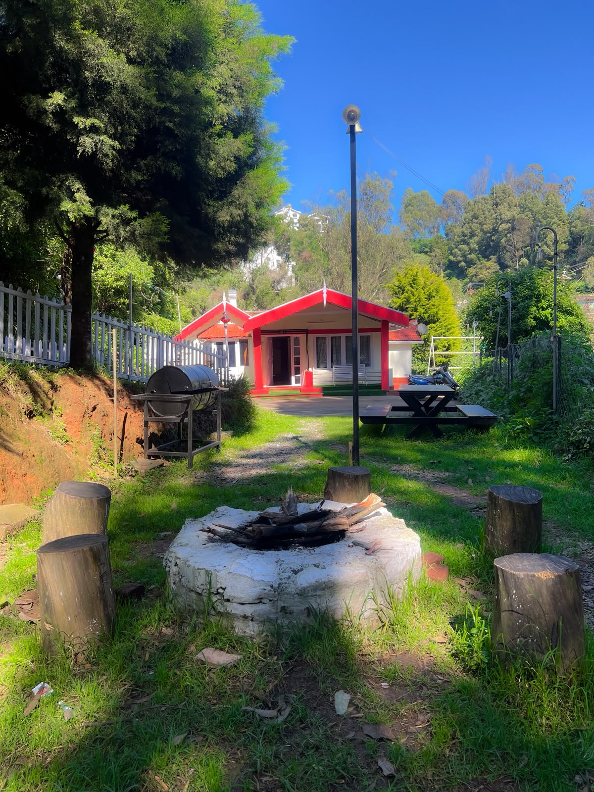 Garden grounds and gathering area at The Groot